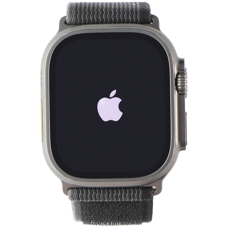 Apple Watch Ultra 49mm Titanium A2622 GPS + LTE - Black/Gray Trail Loop (M/L)