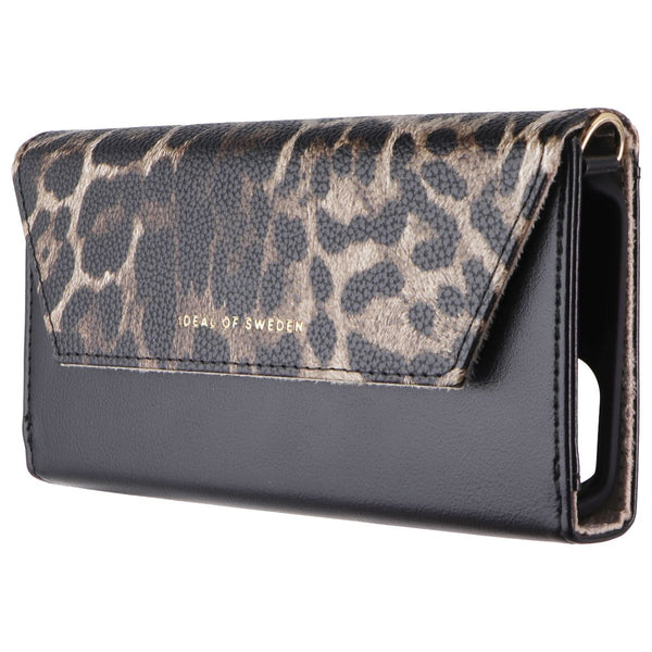 iDeal of Sweden Cassette Clutch for Apple iPhone 13 - Midnight Leopard
