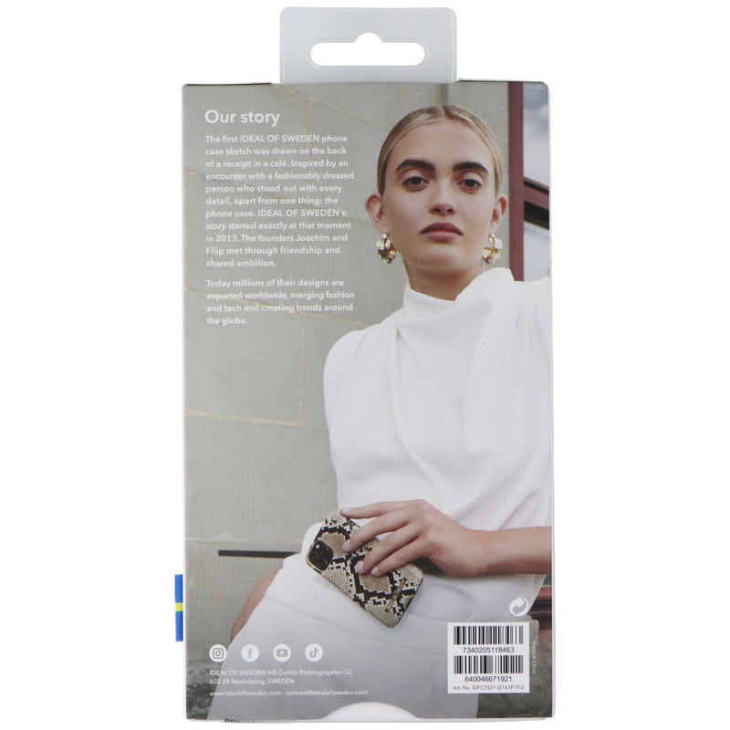 iDeal of Sweden Fashion Case for Apple iPhone 13 Pro - Black Satin